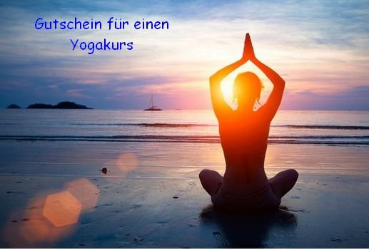 Yoga-Gutschein mit Meditationsmotiv am Meer